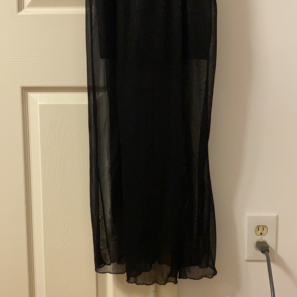 Dress - Picture 4 of 5